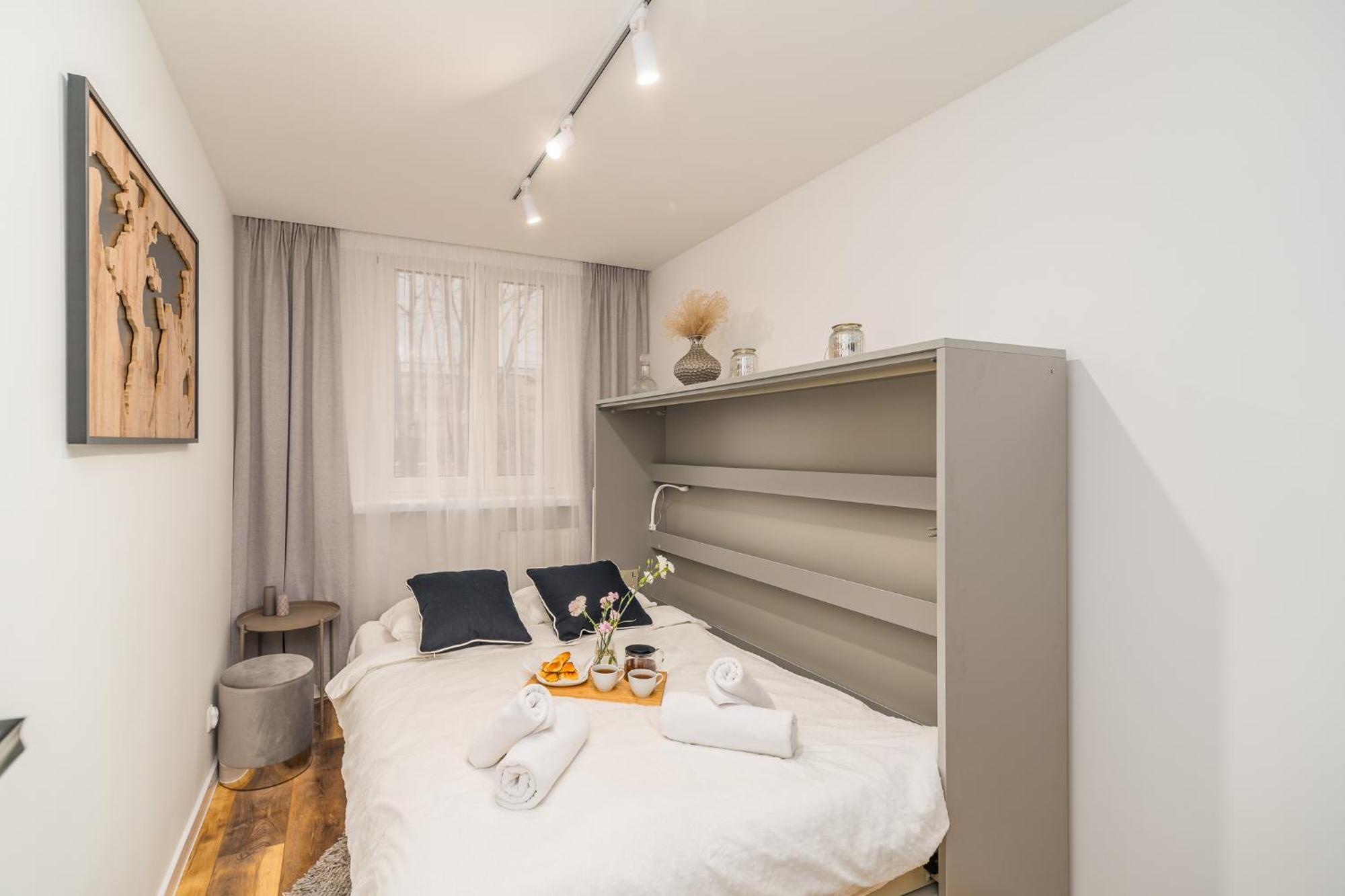 Apartment Pradnik Bialy - Parks Nearby - By Rentujemy *